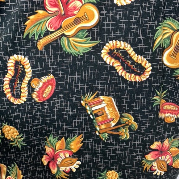 Hilo Hattie 1980s Hawaiian Button Down Shirt - Picture 5 of 7